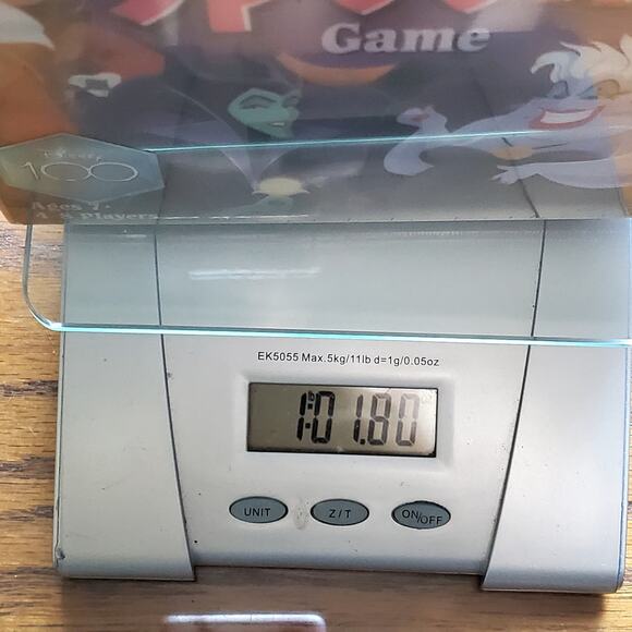 Funko Disney Villains Sinister Spoons Party Game for 4-8 Players Ages 7+ - Picture 5 of 5